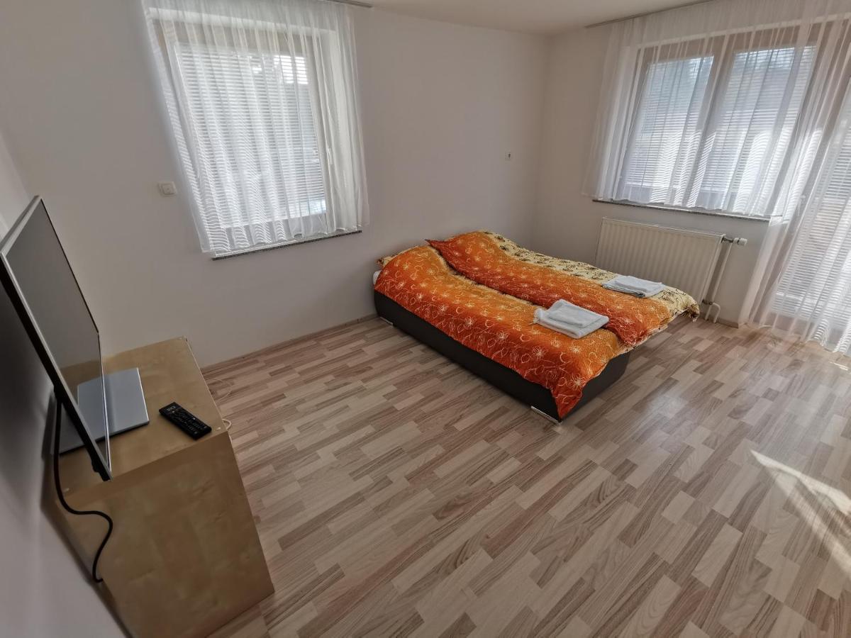 Apartments Henigman Бохінь Екстер'єр фото