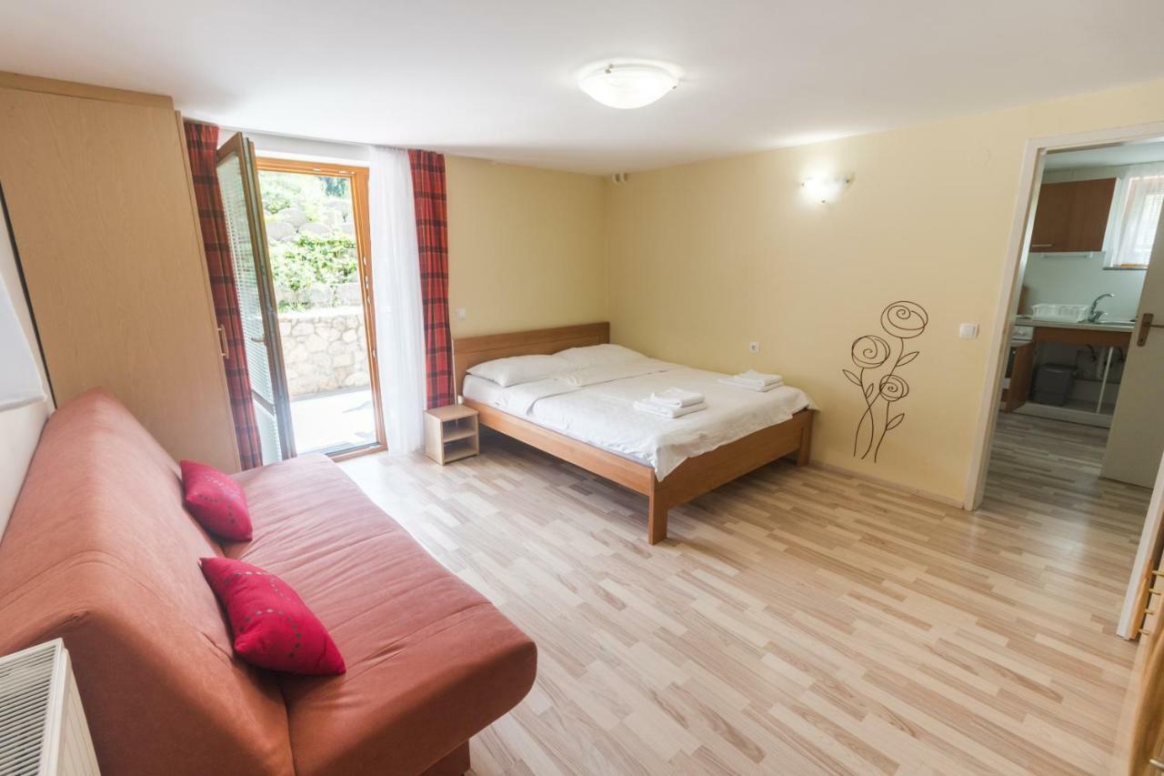 Apartments Henigman Бохінь Екстер'єр фото